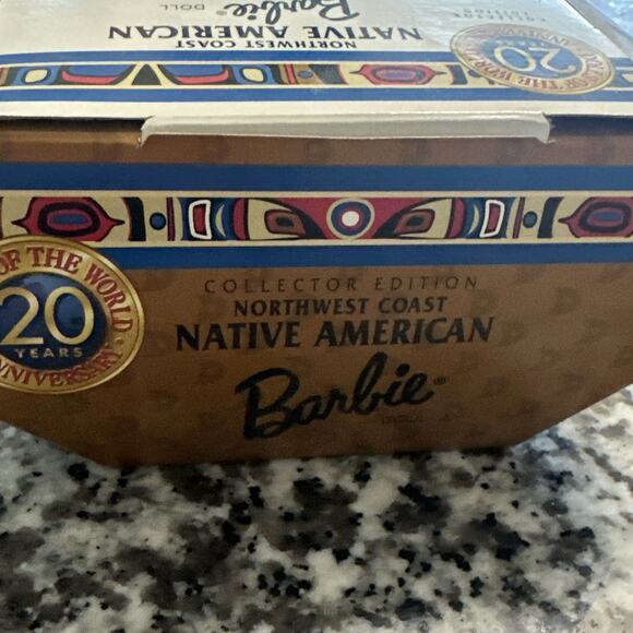 Northwest Coast Native American Barbie 1999 Collector Edition Mattel - Picture 3 of 8